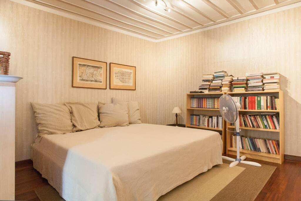 At The Foot Of Acropolis. Villa Athens Luaran gambar