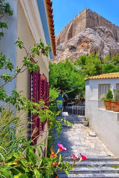 At The Foot Of Acropolis. Villa Athens Luaran gambar
