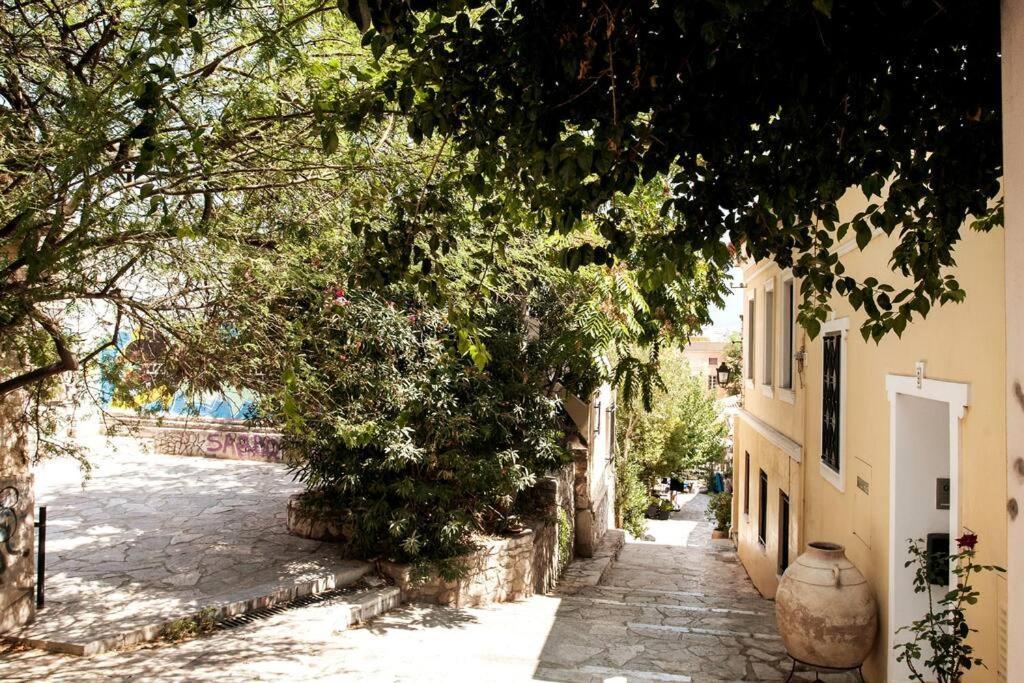 At The Foot Of Acropolis. Villa Athens Luaran gambar