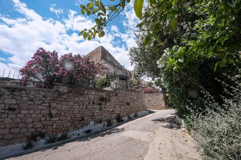 At The Foot Of Acropolis. Villa Athens Luaran gambar